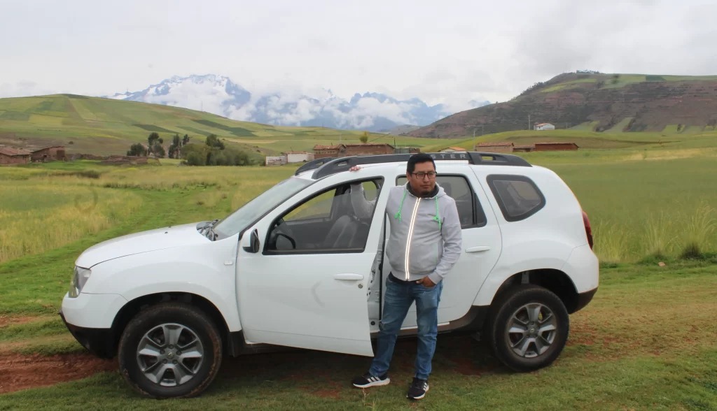 Edwin-with-a-Family-